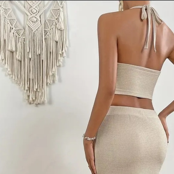 NWT•L•CREME’DE LA CREME’ BOHO CHIC KNIT FRINGE HALTER TOP - Picture 4 of 14